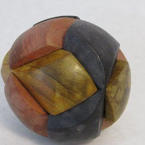 Magic Ball Bola Fine Carved Wood 3D Puzzle Brain Teaser With Instructions